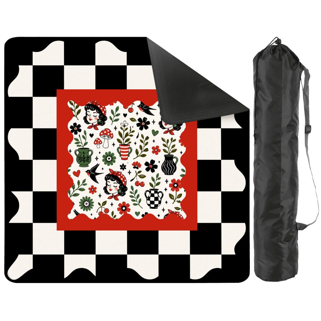 Mackenzies Garden Black Green Red Mahjong Mat