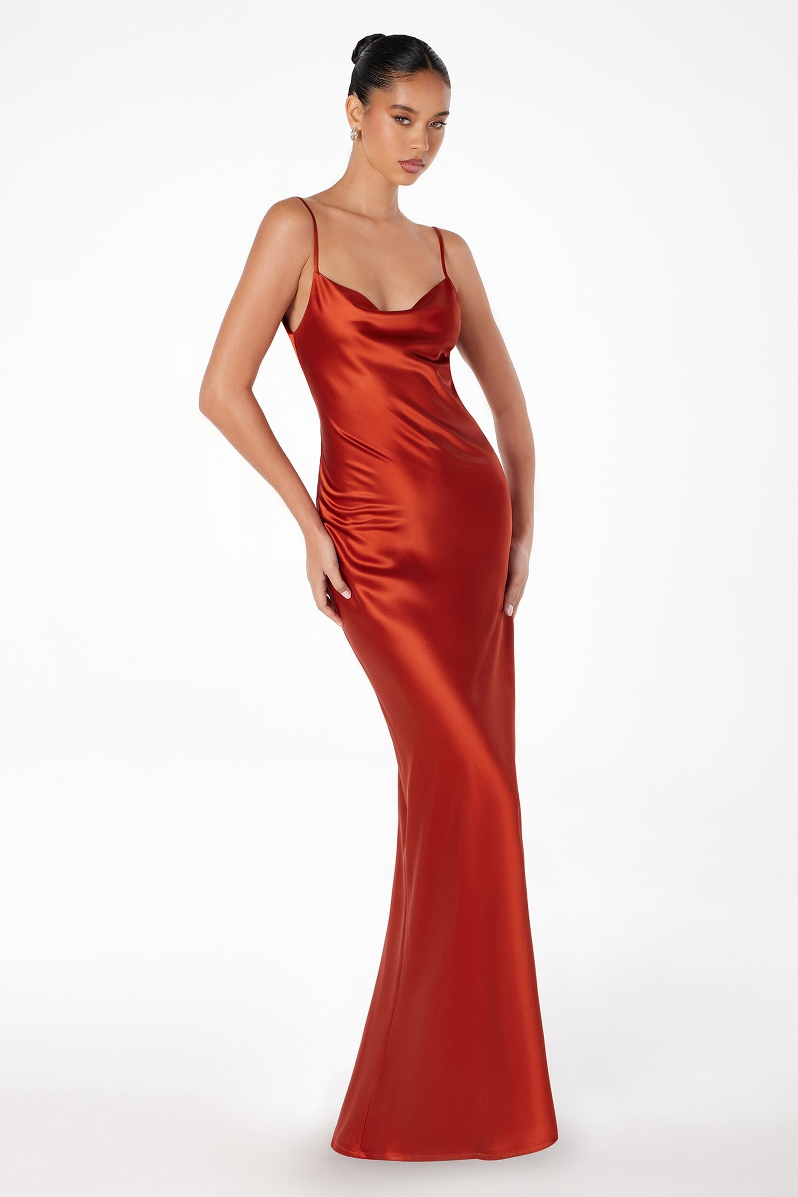 Astee T2000 Sleeveless Versatile Open Back Gown